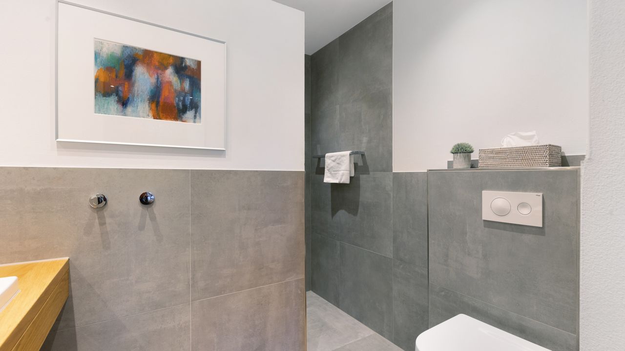INSIDE, BATHROOM INSIDE, BATHROOM